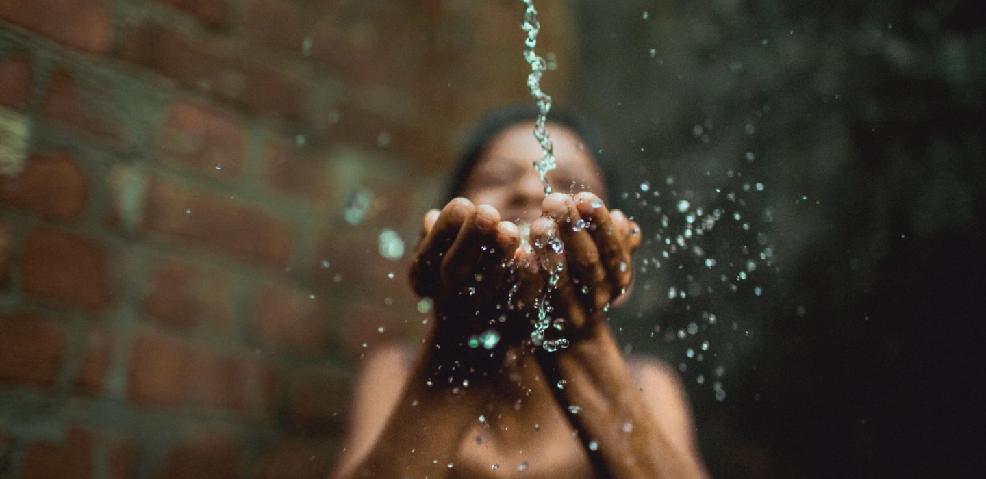 杜邦与慈善机构合作:水有助于防止COVID-19的传播